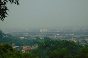 5 Masalah yang Wajib Kalian Ketahui sebelum Merantau ke Kabupaten Gresik, Salah Satu Tempat Adu Nasib Terfavorit di Jawa Timur