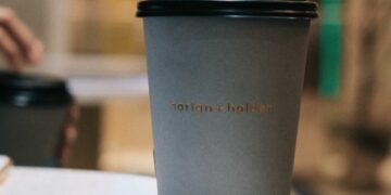 Sobat Misqueen Nggak Perlu FOMO Ngopi di Harlan + Holden Coffee, Harganya Mahal Kopinya Biasa Aja