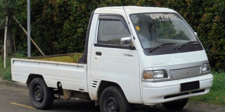 Mobil pick up Mitsubishi Colt T120SS: Mobil Angkut yang Gampang Semaput (Wikimedia Commons)