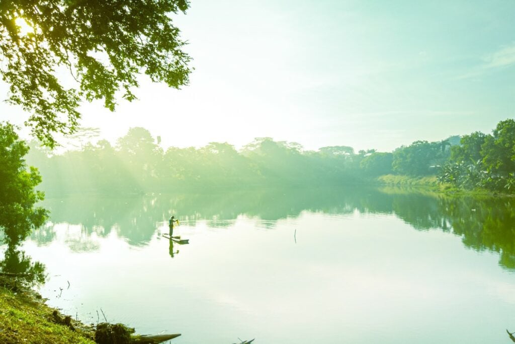 Situ Gintung Titik Pacaran dan Mesum di Tangerang Selatan (Unsplash)