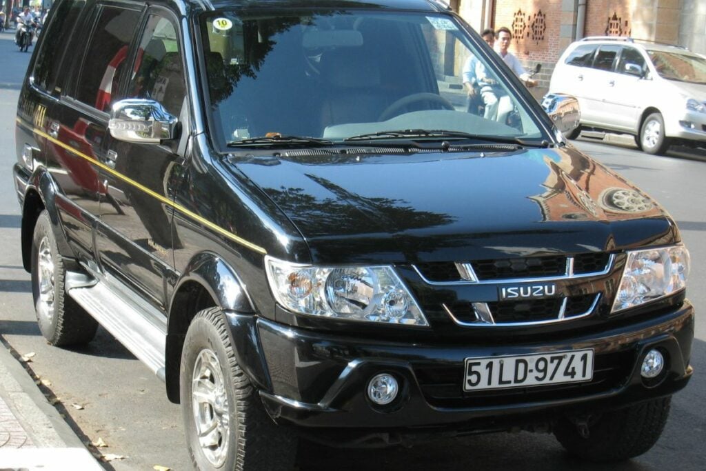 Isuzu Panther, Mobil Paling Kuat di Indonesia, Contoh Nyata Otot Kawang Tulang Vibranium