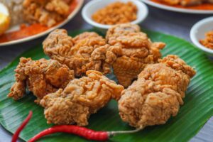 3 Rekomendasi Warung Makan Ayam Terenak di Sekitaran Kampus IPB Dramaga Bogor