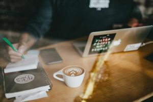 3 Kafe di Situbondo yang Cocok buat Buka Laptop Berjam-jam, Freelancer Merapat!