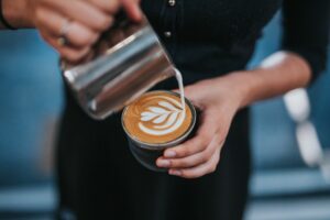 Pendekar Kopi, Pengacau Kafe dan Musuh Abadi para Barista Seluruh Dunia
