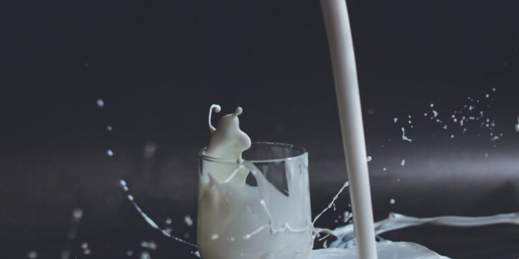 Milk kok Jadi M*lk? Ini Alasan Kata Milk di Kemasan Oatside Disensor