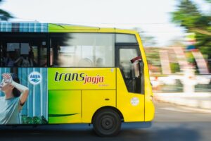Pemerintah Jogja Wajib Mengevaluasi Rute Trans Jogja di Jalur Bantul karena Membahayakan dan Membuat Warga Kesal
