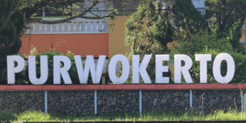 Purwokerto, Kota Pensiunan yang Kehilangan Sisi Eksotisnya (Unsplash) jalan satu arah