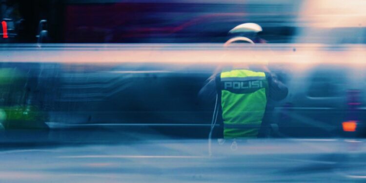 “Orang Pintar” Lebih Cekatan Menangkap Cari Maling daripada Polisi Mojok.co