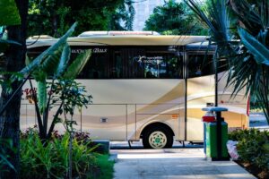 Bus AKAP Eksekutif Solo-Jakarta Contoh Layanan Bus Tidak Kalah dari Kereta Api