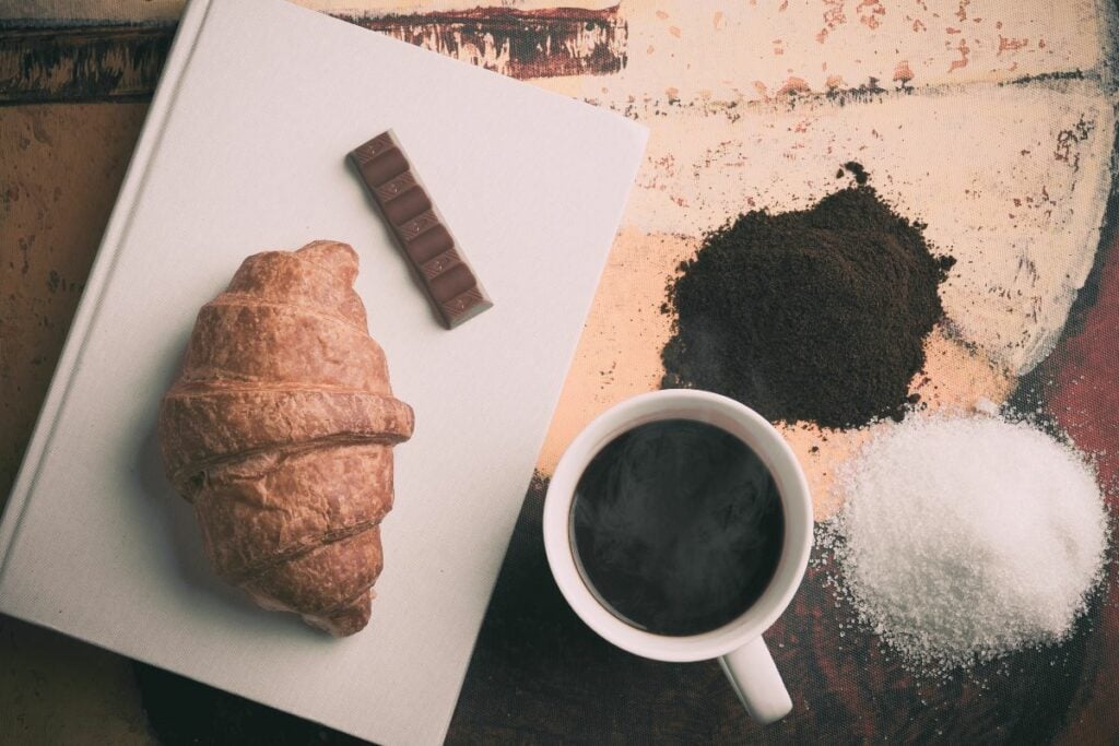 Jangan Hakimi Mereka yang Minum Kopi Pakai Gula, pada Hakikatnya Gula Adalah Hak Segala Bangsa