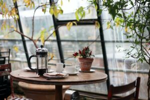 Nggak Ada yang Gratis di Coffee Shop sekalipun Hanya Air Putih