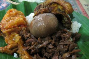 3 Makanan Khas Jogja yang Menyimpan Bahaya apalagi jika Kamu Punya Riwayat Penyakit Tertentu