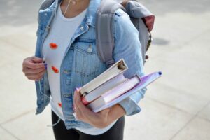Universitas Terbuka, Tempat Kuliah yang Cocok untuk Milenial dan Gen Z
