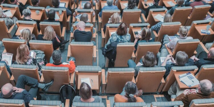 Karawang Utara Juga Perlu Universitas, Jangan Bangun di Karawang Barat Melulu Dong! Mojok.co