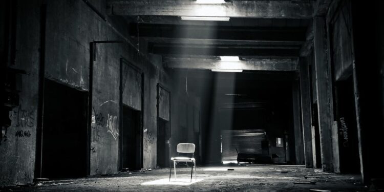 Kondisi Pasar Besar Kota Malang yang Begitu Mengenaskan: Toilet Rusak, Lampu Nggak Ada, Sampah di Mana-mana