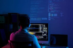 Programmer Jangan Merasa Aman, Bentar Lagi Gaji Kalian Terjun Bebas
