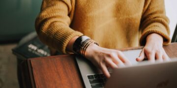 5 Situs Lowongan Kerja yang Cocok untuk Fresh Graduate Mojok.co