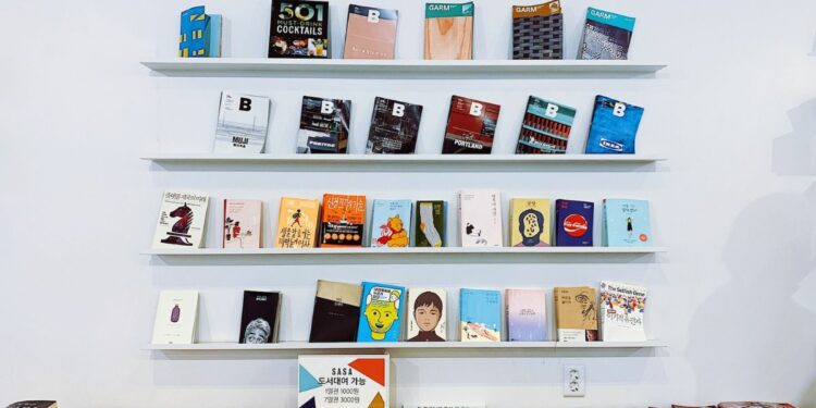 Seandainya Toko Buku di Purbalingga Sebanyak Gerai Es Teh Jumbo, Mahasiswa Nggak Akan Kerepotan Mojok.co