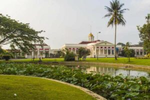 Kebun Raya Bogor Perlu Belajar dari Taman Safari Bogor agar Tidak Ditinggalkan 