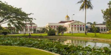 Kebun Raya Bogor Perlu Belajar dari Taman Safari Bogor agar Tidak Ditinggalkan Mojok.co