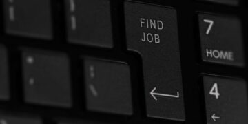 Hal-hal Mengerikan yang Bisa Saja Menimpa Pekerja Jalur Yayasan Kerja