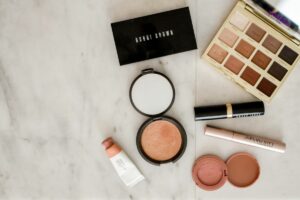 5 Tips Sederhana Mengetahui Undertone Kulit agar Wajahmu Tidak Abu-abu setelah Makeup