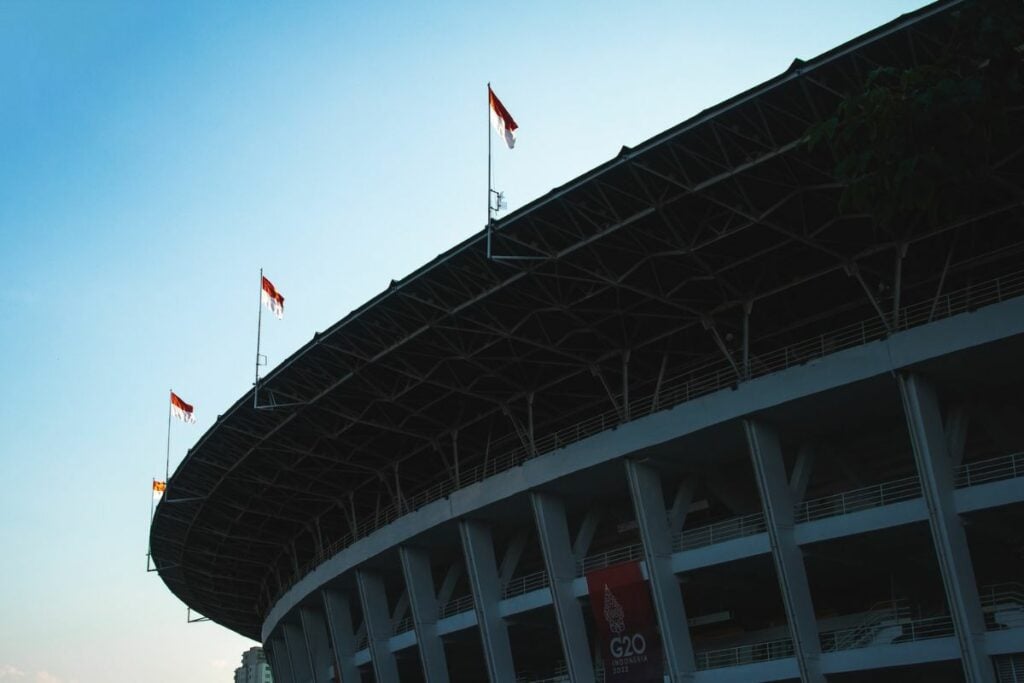 7 Tempat Makan Dekat GBK yang Bisa Dikunjungi Setelah Olahraga Mojok.co