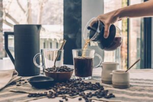 Celaka, di Warmindo Tak Ada Manual Brew!: Secanggih Apa pun Lidahmu, Kopi Saset Tetaplah yang Jadi Juara