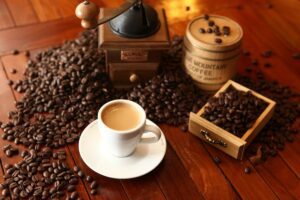 Trend Startup Coffee Shop dan Permainan Berbahaya yang Mereka Lakukan: Bakar Duit Terus sampai Mampus!
