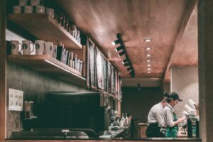 Bisakah Coffee Shop Lokal Seperti Fore Menyaingi Bahkan Mengalahkan Starbucks dalam Segala Hal?