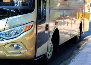 Bus Pengumpan Trans Semarang, Sebaik-baiknya Pengalaman Naik Transportasi Umum Mojok.co