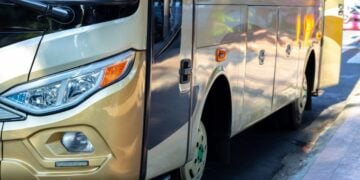 Bus Pengumpan Trans Semarang, Sebaik-baiknya Pengalaman Naik Transportasi Umum Mojok.co