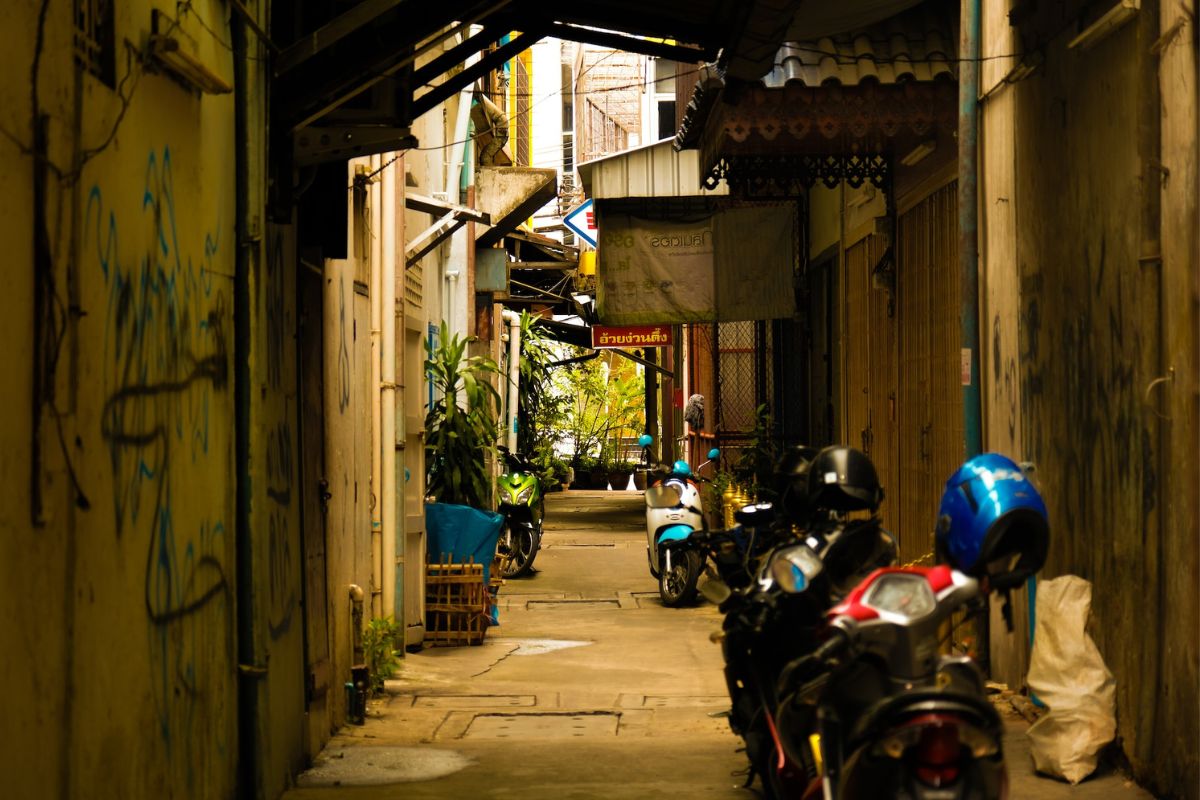 Rumah Di Gang Sempit Tempat Tinggal Minim Privasi