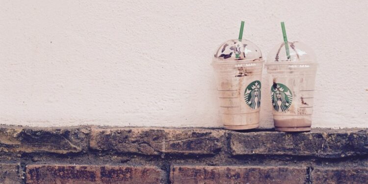 Rasa Minuman Tomoro Coffee Sama dengan Starbucks? Ya Enakan Starbucks ke Mana-mana, lah, Situ Halu?