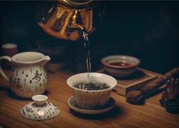 Menormalisasi Minum Teh Murah Justru Merugikan Petani, Mari Mengangkat Martabat dengan Minum Artisan Tea
