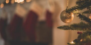 3 Lagu Natal Paling Enak Versi Pendengar Muslim Mojok.co