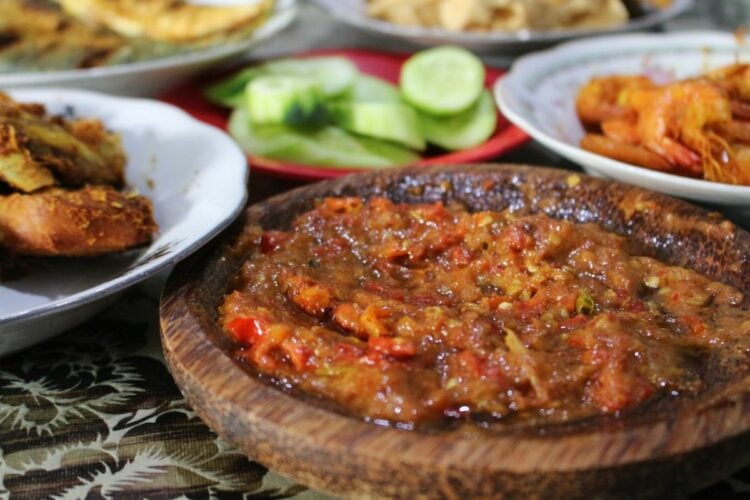 Jangan Ajak Orang Sulawesi Makan Ini ketika di Jawa, Mereka Nggak Doyan Mojok.co