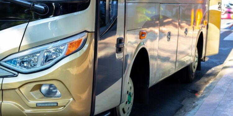 PO Rosalia Indah dan Banyak Pihak Perlu Berbenah supaya Bus Nggak Jadi Sarang Maling Mojok.co