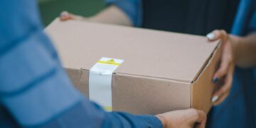 Repotnya Warga Kecamatan Pasongsongan Sumenep ketika Belanja Online, Perlu "Pindah" Kecamatan Dulu Mojok.co