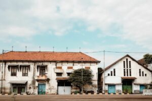 Orang Cirebon Terlalu Jawa untuk Disebut Sunda, Terlalu Sunda untuk Disebut Jawa