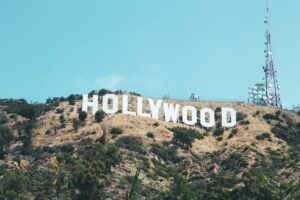 Hollywood Kulon Progo “Versi Sachet” Hollywood Amerika Serikat yang Sangat Merakyat