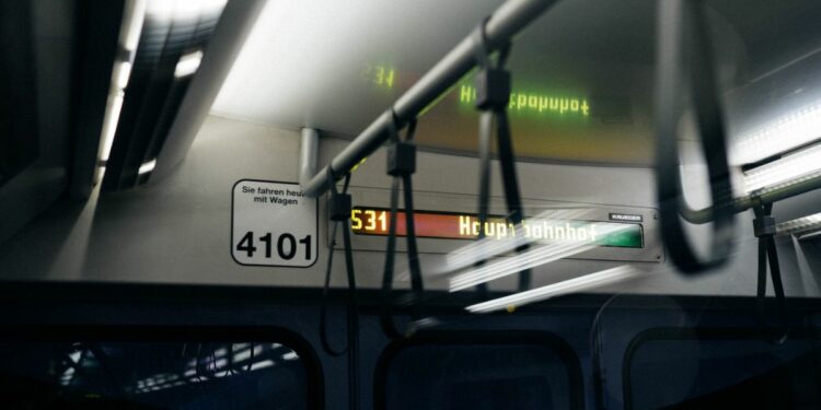 Angkot Malang yang Bikin Perantau Bingung Mojok.co