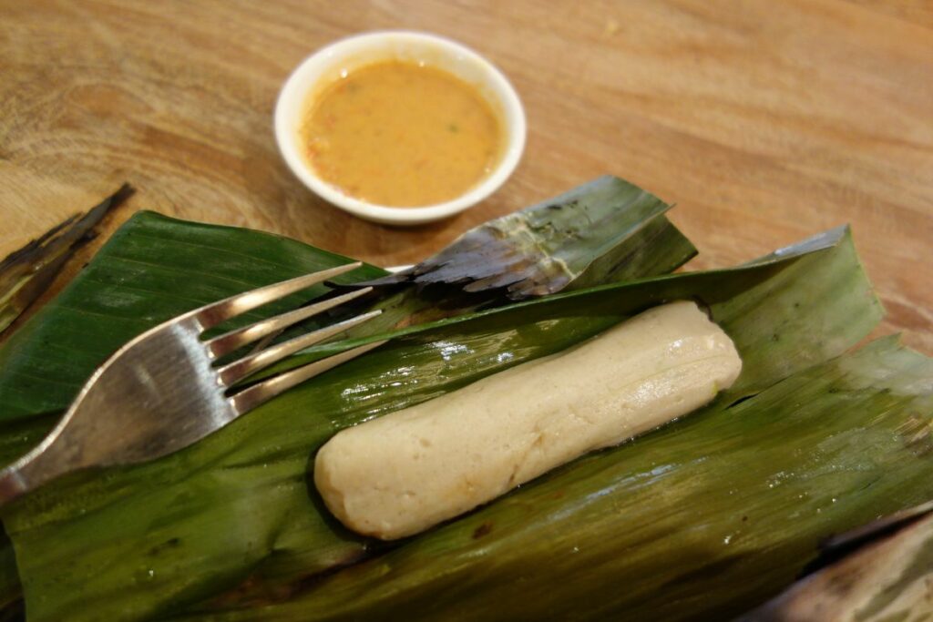 Otak-otak di Atas Meja Rumah Makan Adalah Ancaman Nyata bagi Pembeli