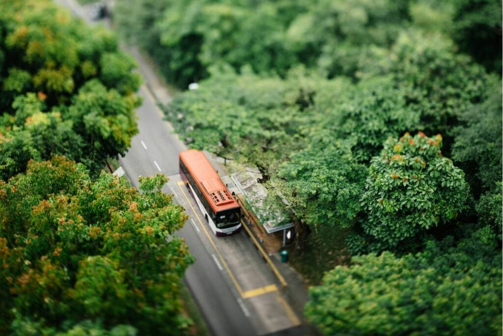 Bus Rela dan Batik Solo Trans, Penguasa Jalur Solo-Purwodadi yang Bikin Ngeri Pengendara Lain