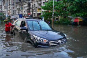 Jalan Kaligawe Semarang, Pusatnya Jalanan Rusak dan Banjir yang Bikin Rakyat Sengsara