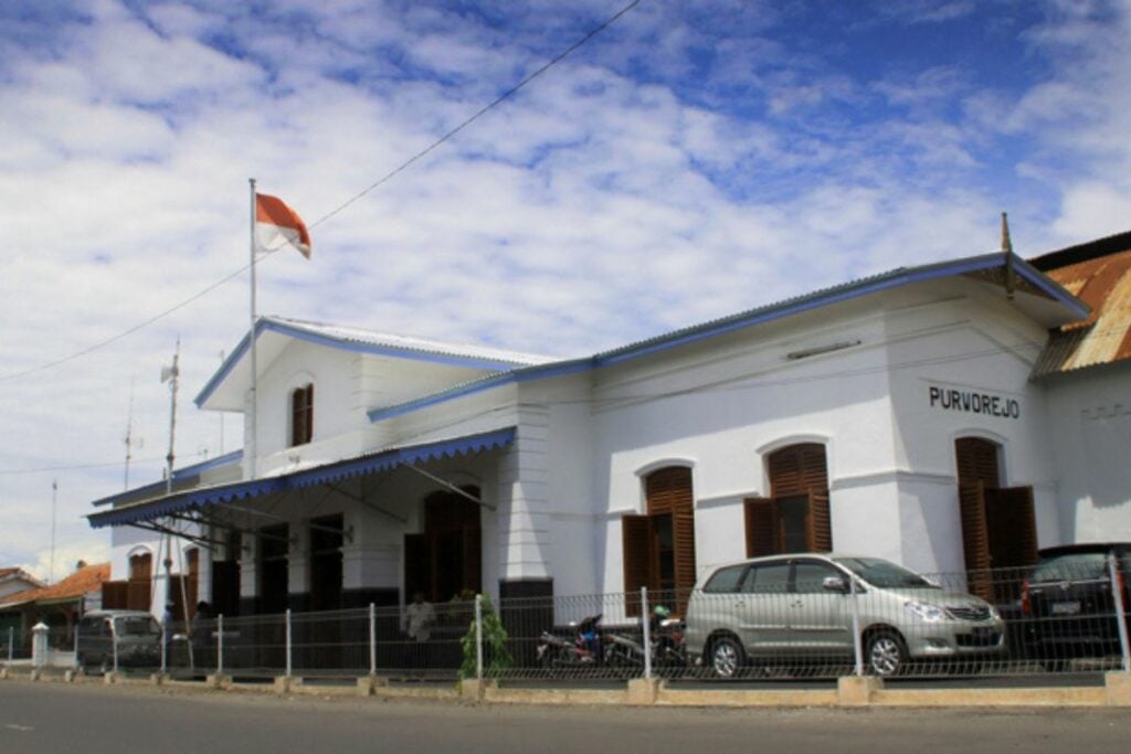 Stasiun Purworejo Sudah Betul Jadi Cagar Budaya Saja, Tidak Perlu Diaktifkan Kembali Mojok.co