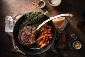 Waroeng Steak and Shake Jauh Lebih Oke daripada Kampoeng Steak dan Steak Moen-Moen