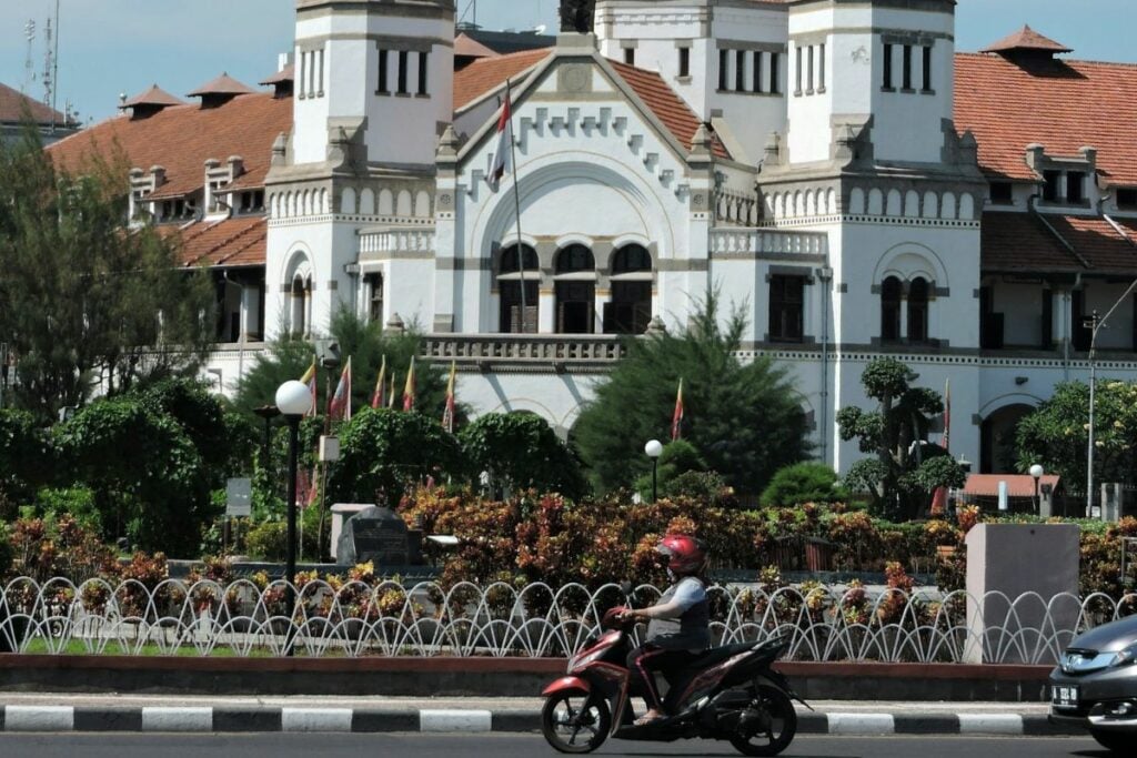 Semarang Nggak Cocok Jadi Tempat Pensiun, Kota Ini Semakin Sibuk dan Sesak Menyerupai Jakarta Mojok.co