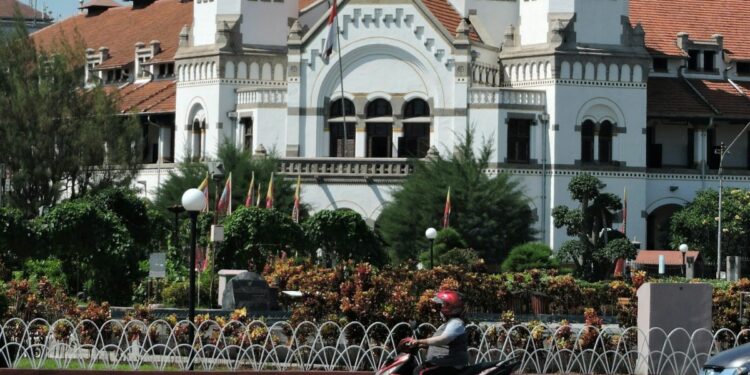 Semarang Nggak Cocok Jadi Tempat Pensiun, Kota Ini Semakin Sibuk dan Sesak Menyerupai Jakarta Mojok.co