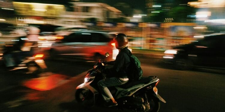 Penderitaan Warga Cibubur: Transportasi Umum Sulit, Krisis Identitas pula